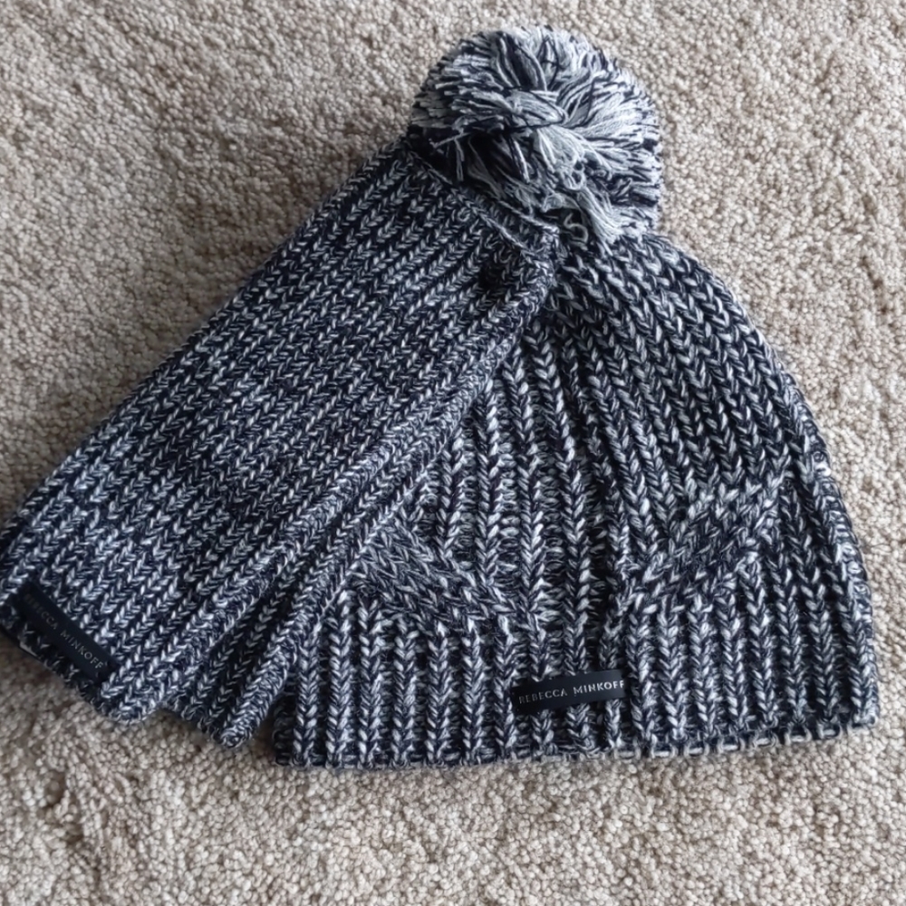Rebecca Minkoff beanie/arm warmer set